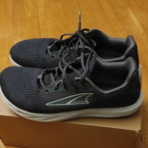 Altra Escalante 4 Women's Running Shoes